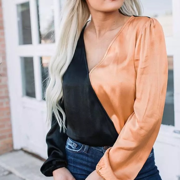 Two-Tone Bodysuit - Picture 3 of 6